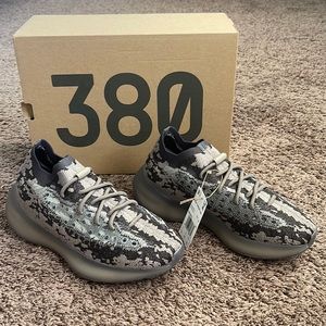 Yeezy Boost 380 NWT